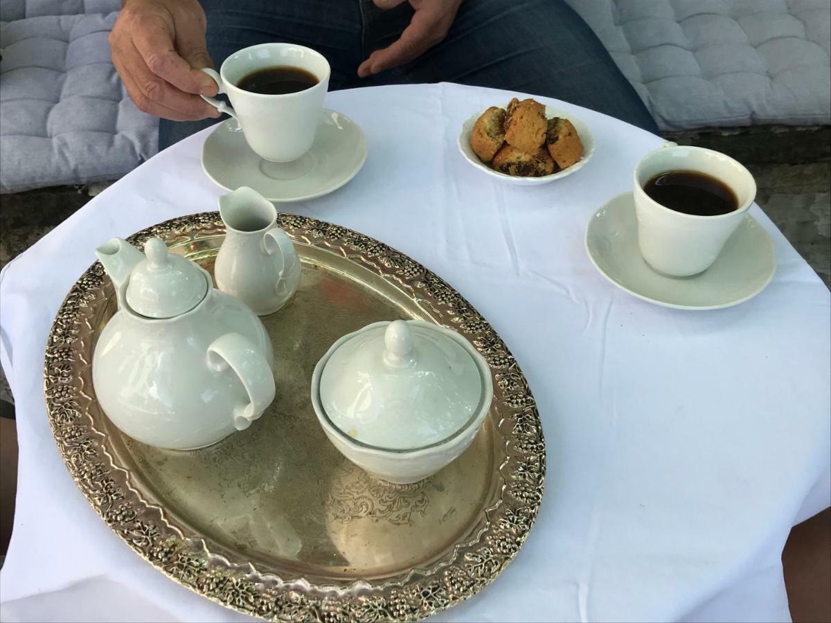 Mousafir Ontas Kepésovon المظهر الخارجي الصورة